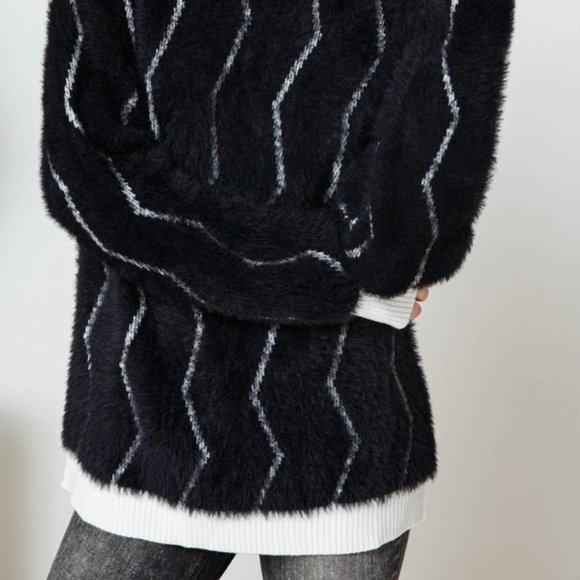 Cozy Casual Chevron Grooved Fuzzy Pullover Sweater - Picture 2 of 2